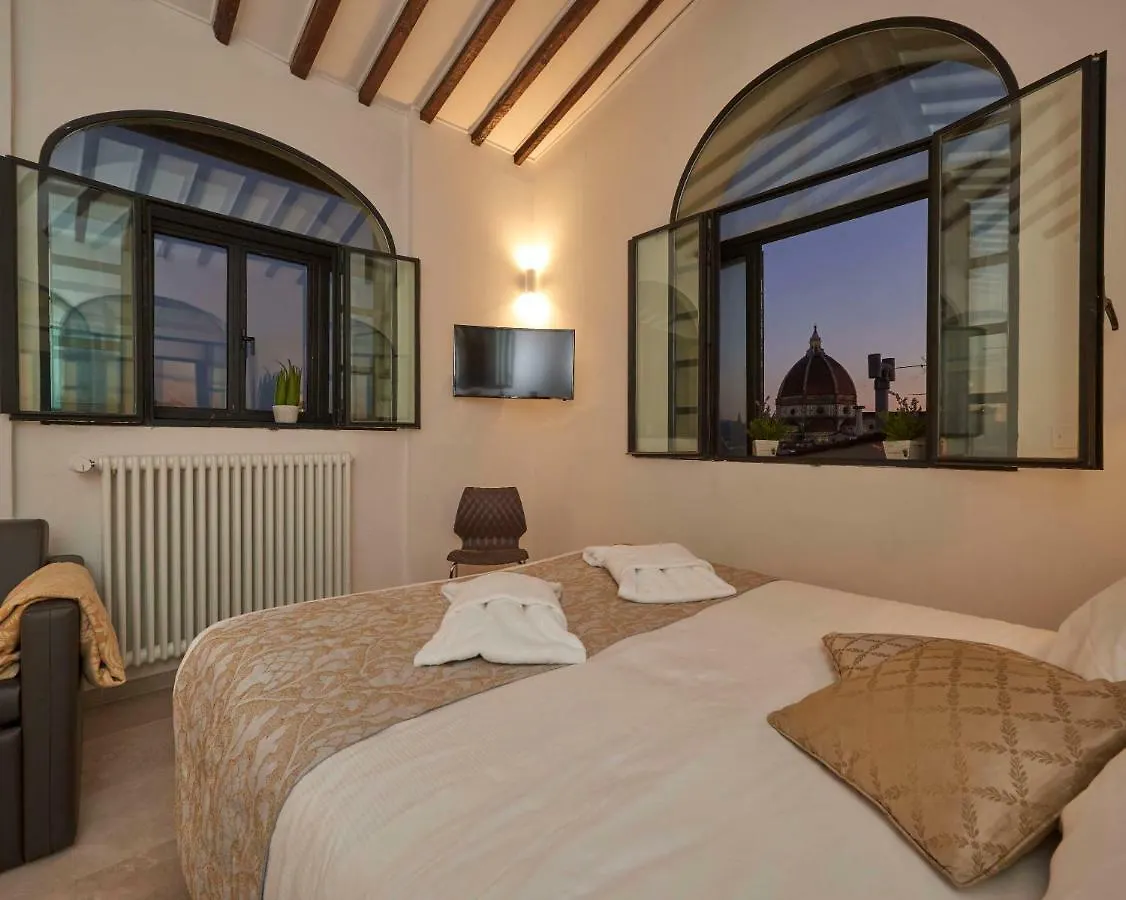 Suites Cavour 34 By 360Rentals Florencia Italia